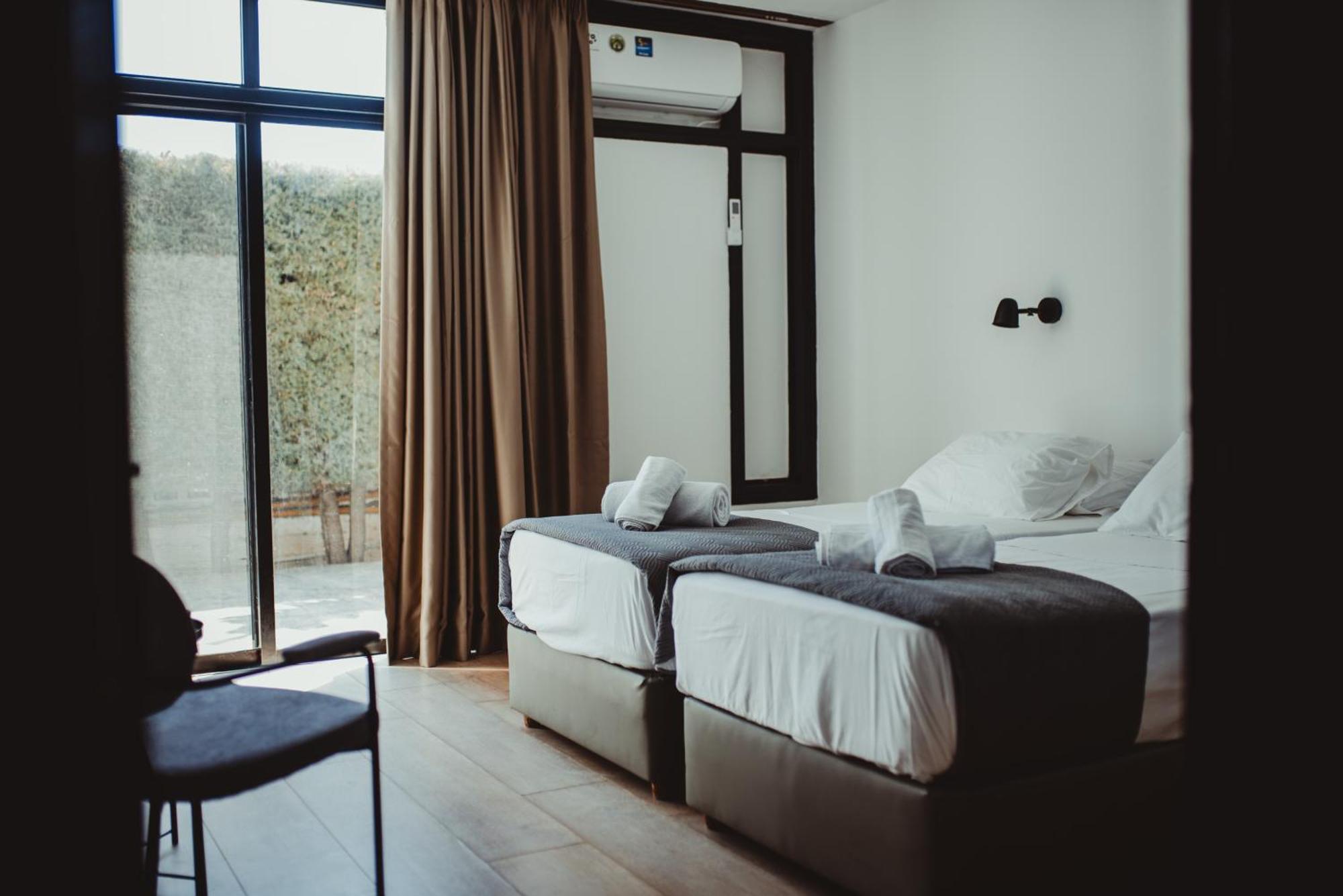 Ovis Hotel Apartments Ayia Napa Exterior photo